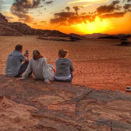 Enad desert camp Wadi Rum Eksteriør bilde