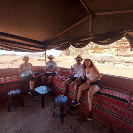 Enad desert camp Wadi Rum Eksteriør bilde