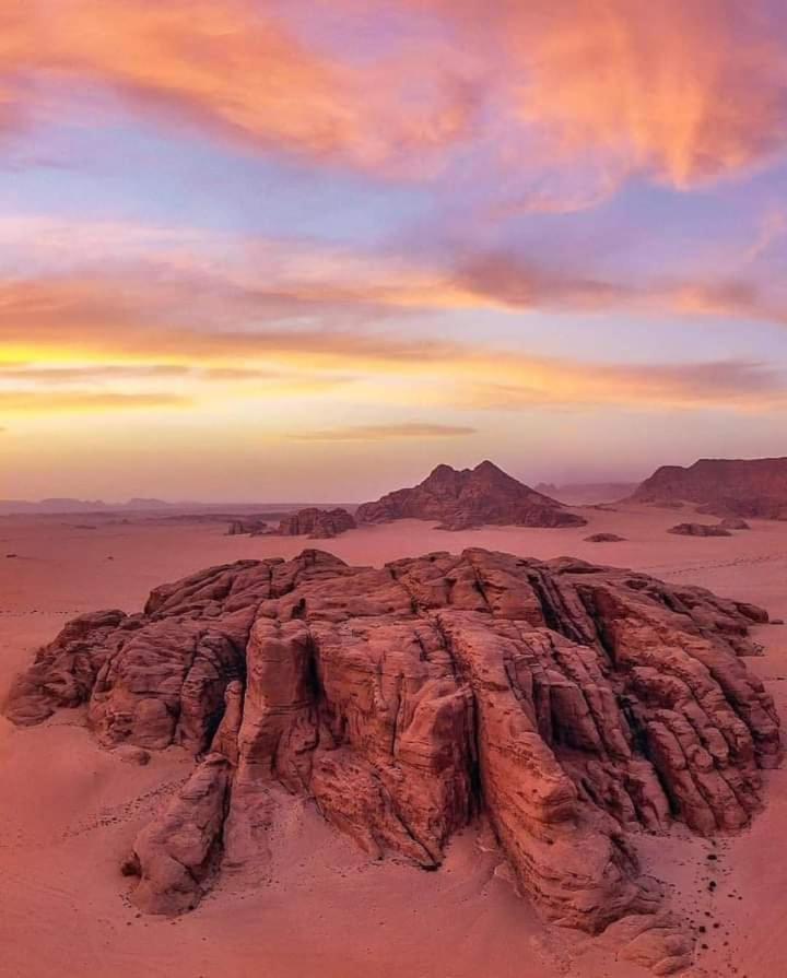 Enad desert camp Wadi Rum Eksteriør bilde