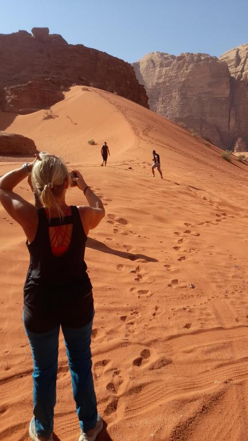 Enad desert camp Wadi Rum Eksteriør bilde