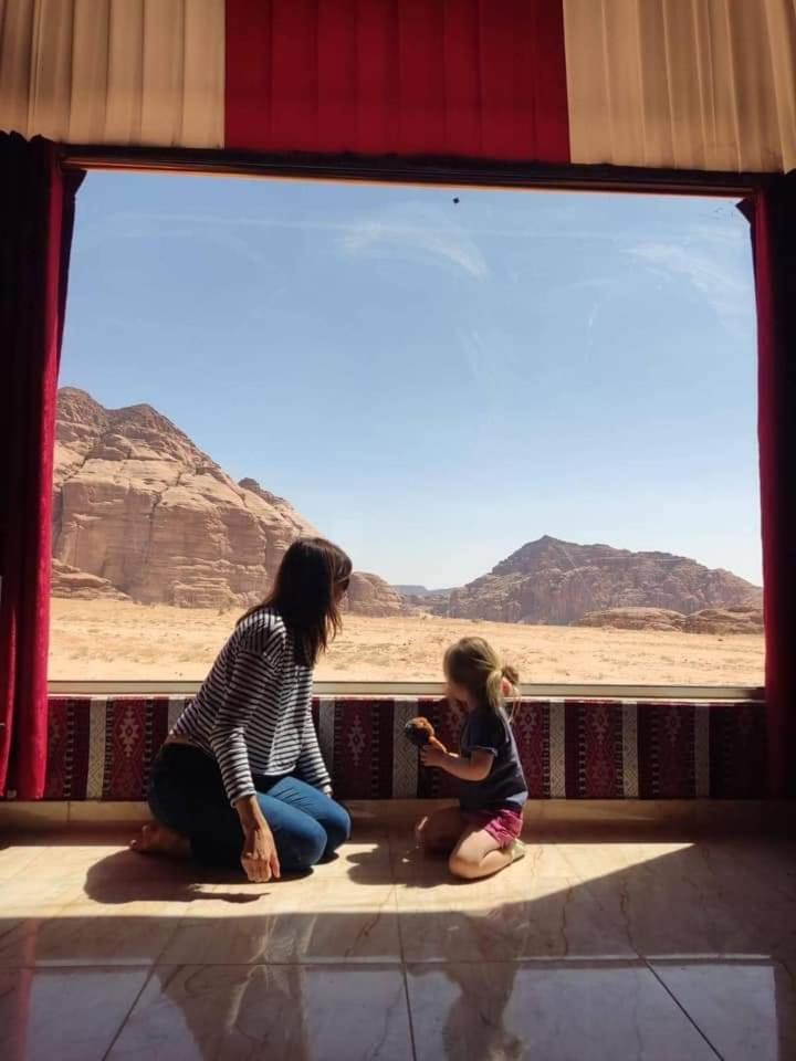 Enad desert camp Wadi Rum Eksteriør bilde